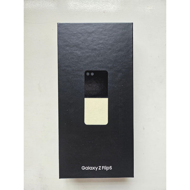 Celular Samsung Galaxy Z Flip 5 5g 8gb 512gb Color Cream - Aceptable (Reacondicionado)