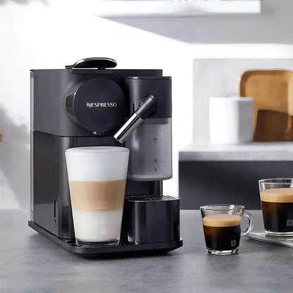 Cafetera Nespresso Lattissima One Cápsulas Limpieza Fácil Negro